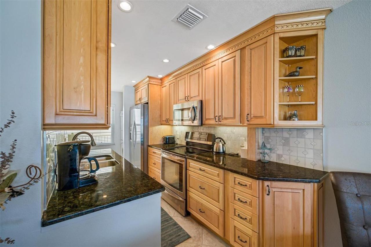 סיינט פיט ביץ' Oceanfront View Of Madeira Beach, Steps To The Beach - Madeira Norte Condo מראה חיצוני תמונה